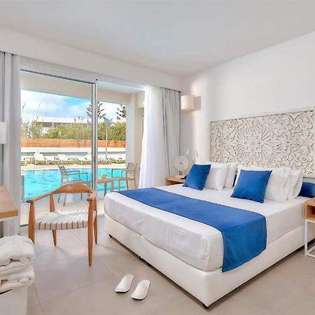 St Constantin Hotel Gúvesz Kültér fotó