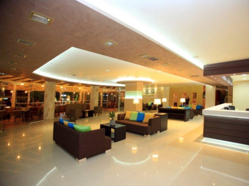 St Constantin Hotel Gúvesz Kültér fotó