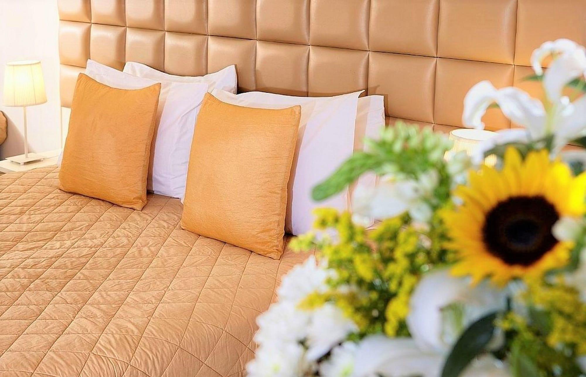 St Constantin Hotel Gúvesz Kültér fotó