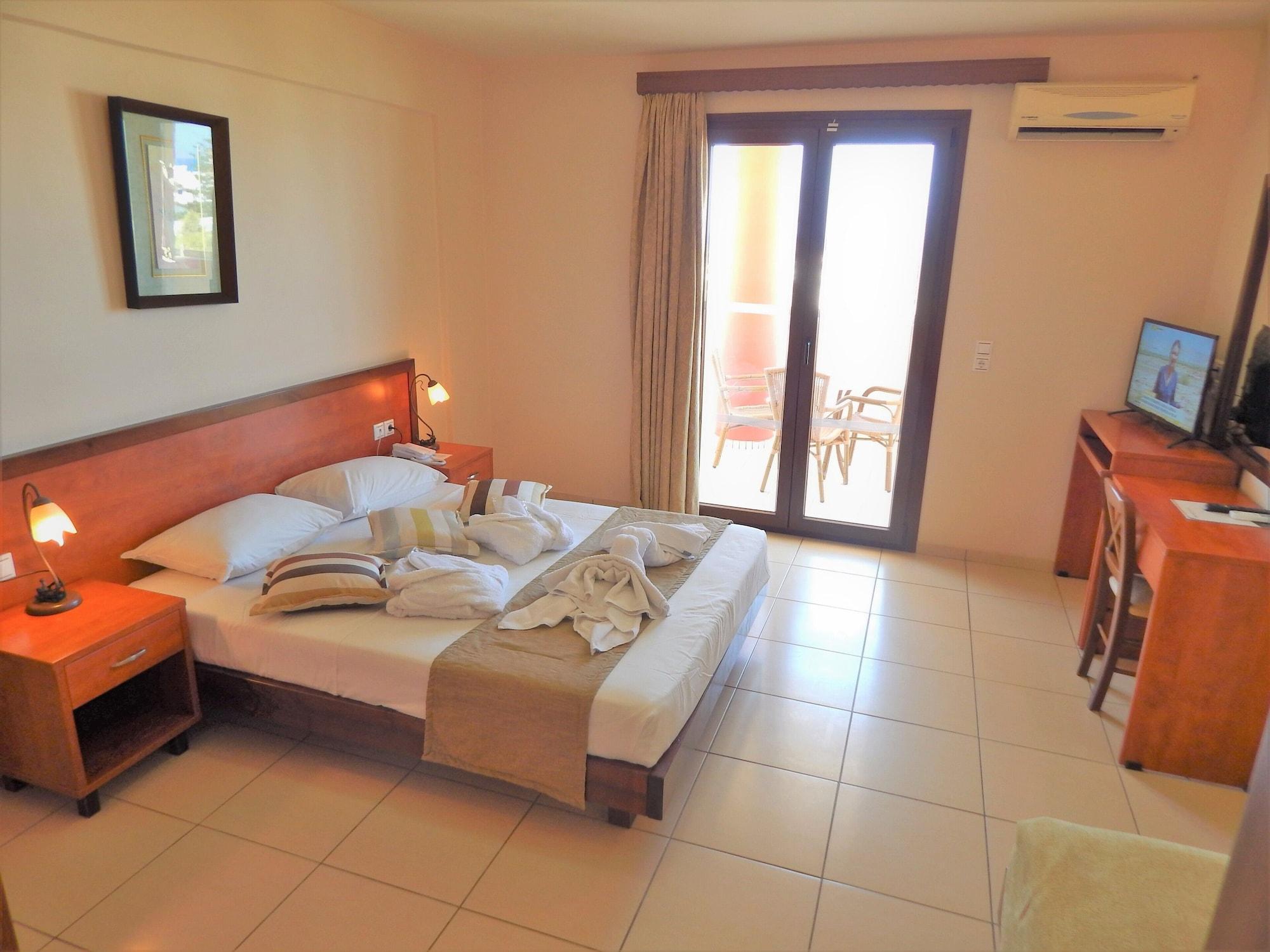 St Constantin Hotel Gúvesz Kültér fotó