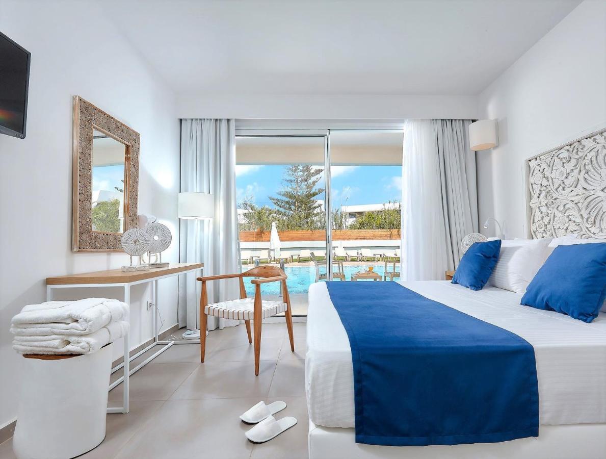 St Constantin Hotel Gúvesz Kültér fotó